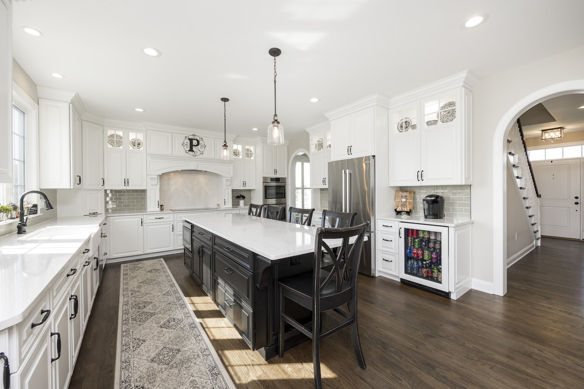 Hellings Kitchen with modern appliances and kitchen